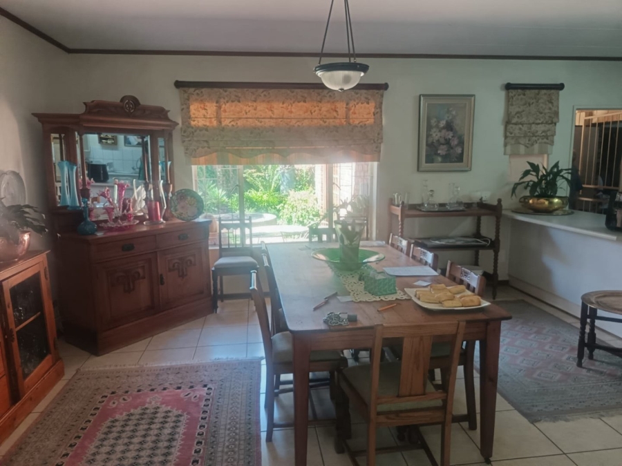 3 Bedroom Property for Sale in Roylglen Gardens Northern Cape